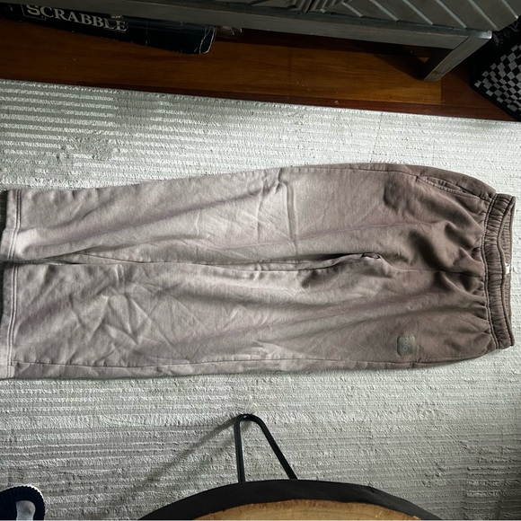 ALO Ombré Sweatpant - Picture 2 of 5